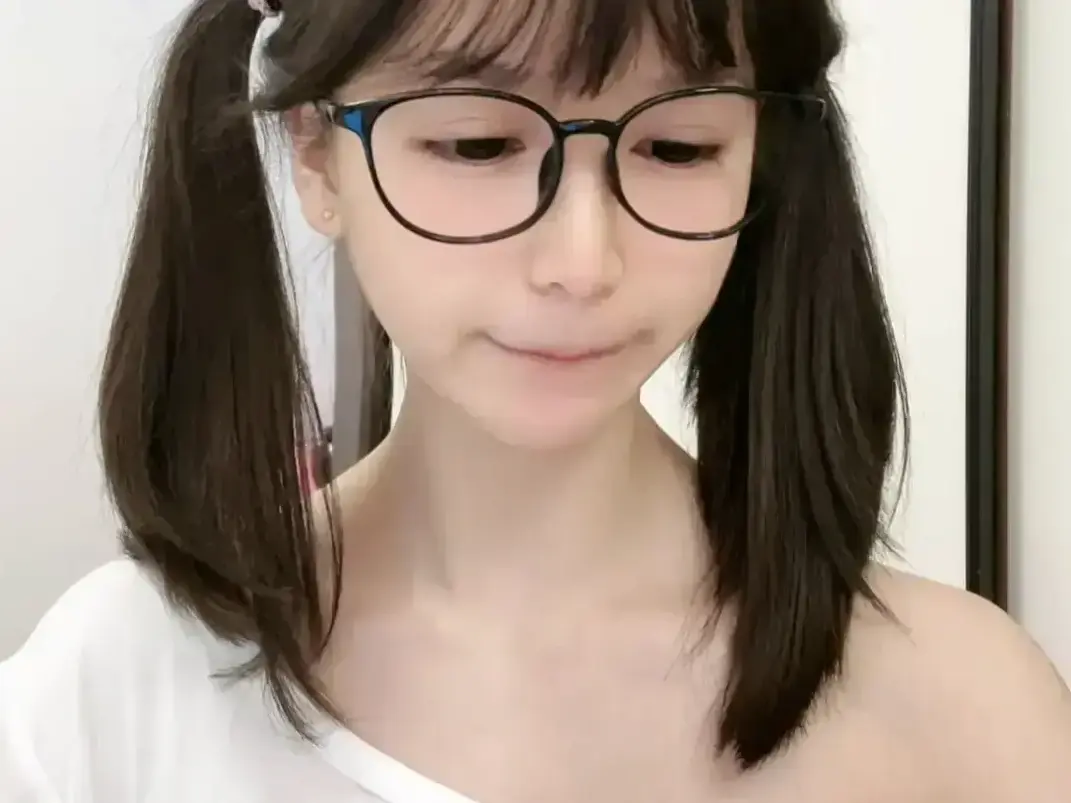 《萌小栖》天才交易员咯咯哒vlog无删减全集高清在线观看-萌小栖完整版极速获取-纯净观影沉浸感拉满值得二刷