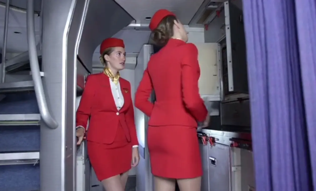 《法国空姐2019多塞尔航空》电影在线观看-手机免费观看全集-法国空姐高清完整版免费资源下载