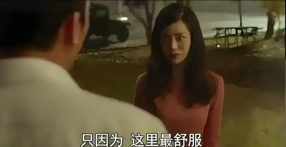 《骑骑上司妻》韩国伦理剧情片在线观看-《骑骑上司妻》职场权欲纠缠无删减版-高清1080P全集免费播放