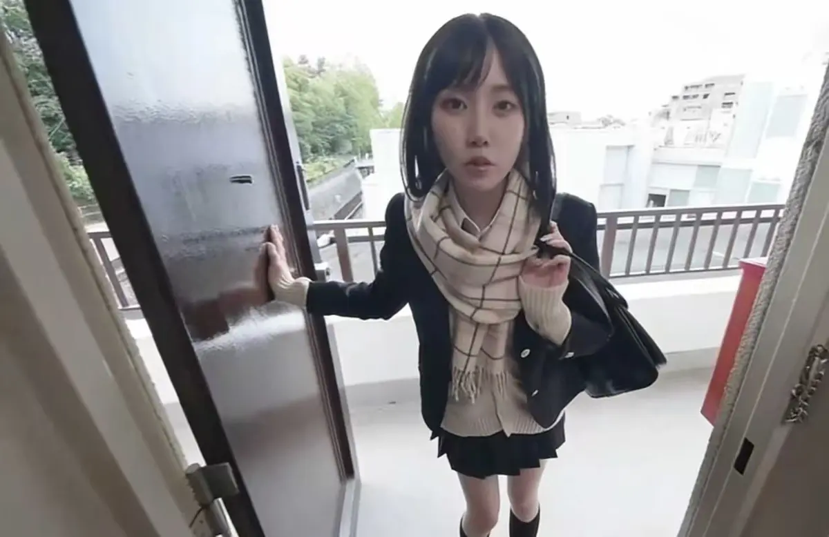 《泡在我家的辣妹-真人版》全集无广告免费观看-《泡在我家的辣妹》真人版1080P高清中字-满天星系列未删减在线播放