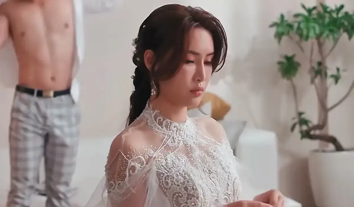 小凤新婚《苏畅-小凤新婚》艾熙老师主演1080P高清播放 — 无广告干扰纯净追剧全集资源 — 香港爱情标杆剧集情节跌宕官方授权