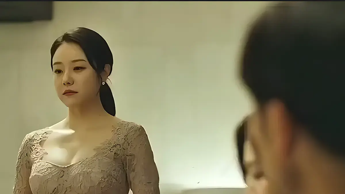 《漂亮的保姆》HD高清未删减版在线观看-韩国伦理剧漂亮的保姆全集免费看-小保姆与男主人禁忌之恋正版资源