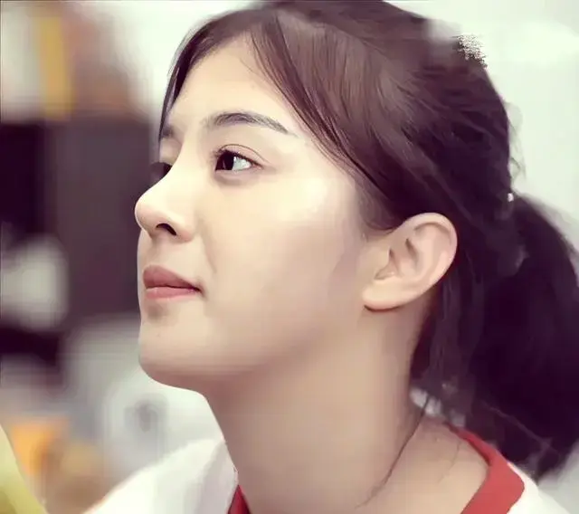 《兄妹蕉谈》全集高清修复版免费观看-林予曦青春校园甜宠日常无删减-兄妹蕉谈完整版在线播放
