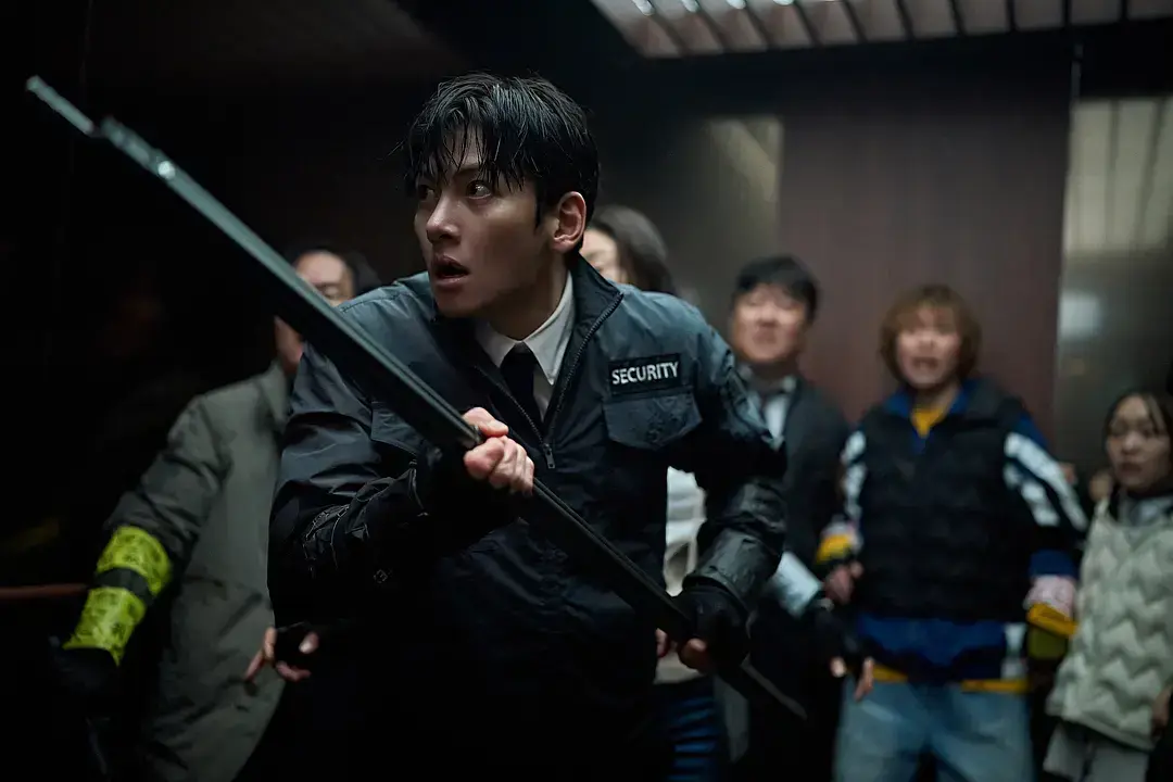 《群体》动作灾难电影全集-延尚昊执导全智贤主演《群体》-1080P高清画质播放-无广告免费在线观看