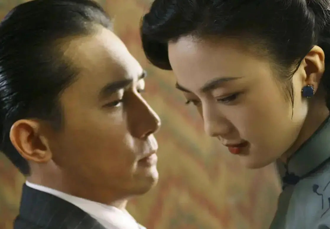 《色戒》4K修复版高清电影在线看-色戒无删减完整版免费观看-色戒HD中字播放下载