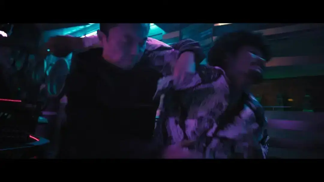 《火遮眼》-谢苗主演孤胆英雄动作片 HD高清中字未删减完整版在线观看-《火遮眼》1080P超清画质免费播放-火遮眼阿里云盘迅雷BT磁力链接资源下载